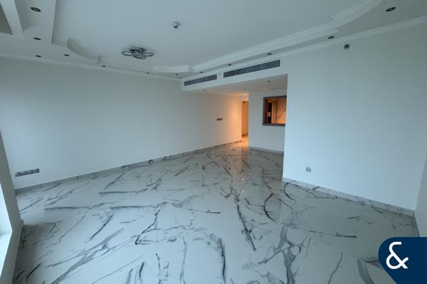 2 Bedroom | Fully Upgraded | High Floor